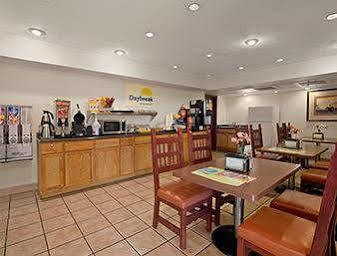 Surestay By Best Western Chambers Petrified Forest Exterior photo